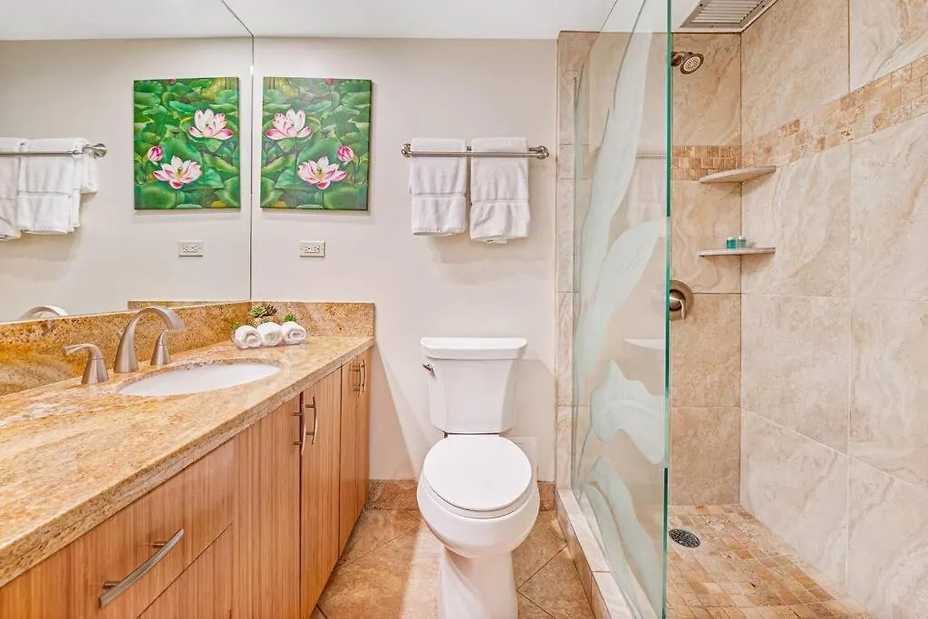 Apartment Mana Kai Resort, Luxury 2Bd/2Bath Beachfront # 511 Wailea